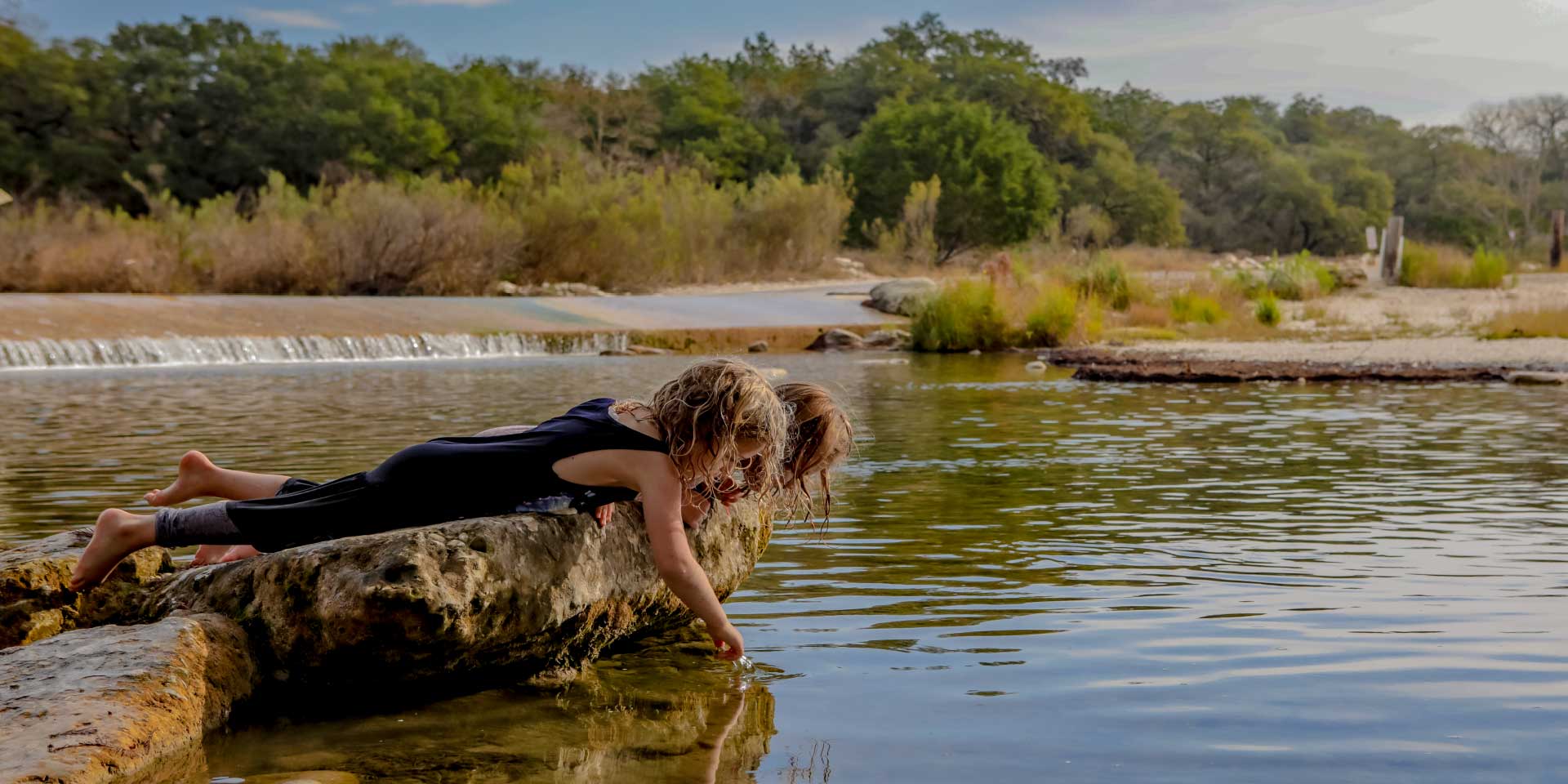 7 Bluff Cabins to 7 Bluff Cabins + RV Park located on the